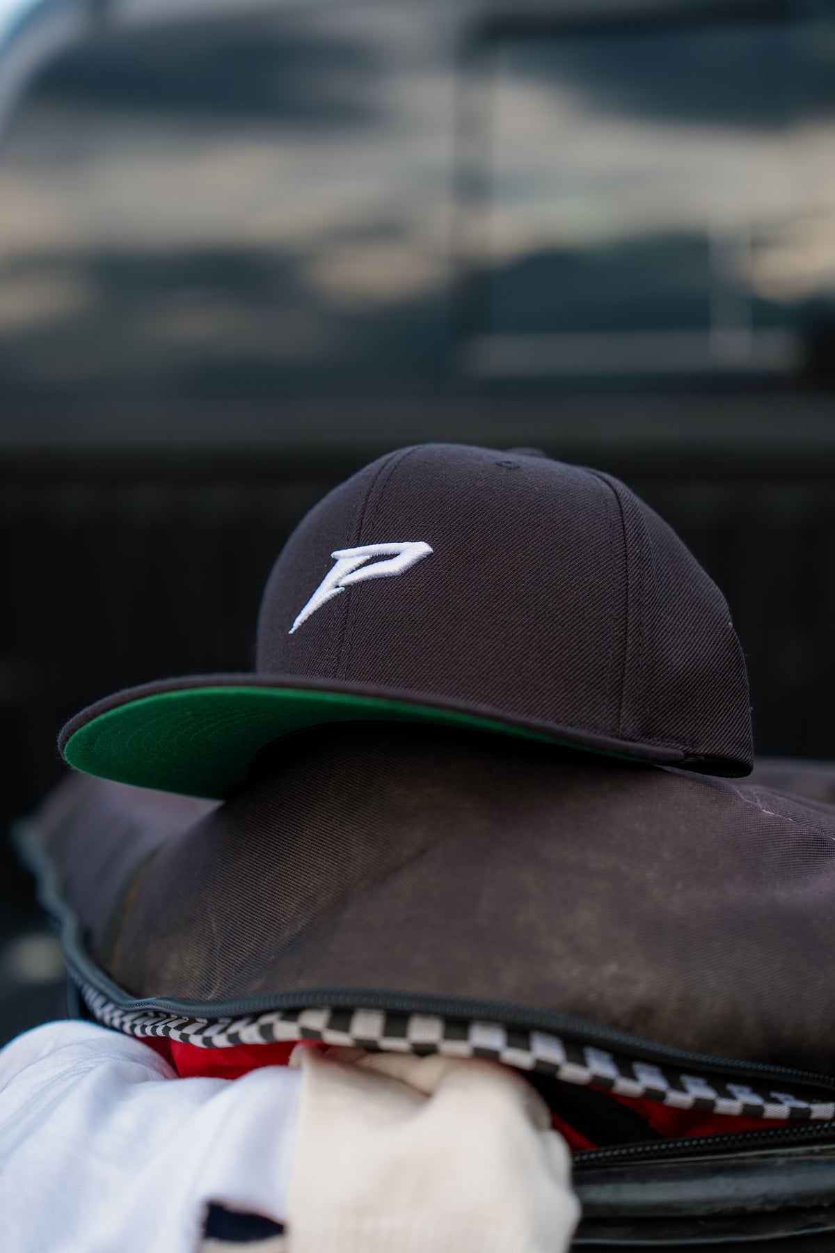Essential Snapback